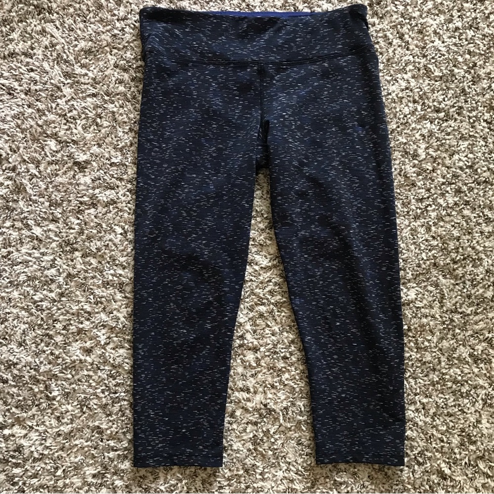 3/$20 Cascade Sport Calf Leggings